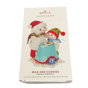 Hallmark Keepsake Ornament 2019 Making Memories #12 Milk and Cookies Snowman 3"